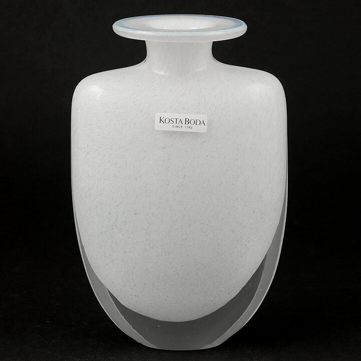 Kjell Engman (Swing 1989) White Cased Vase 14 cm