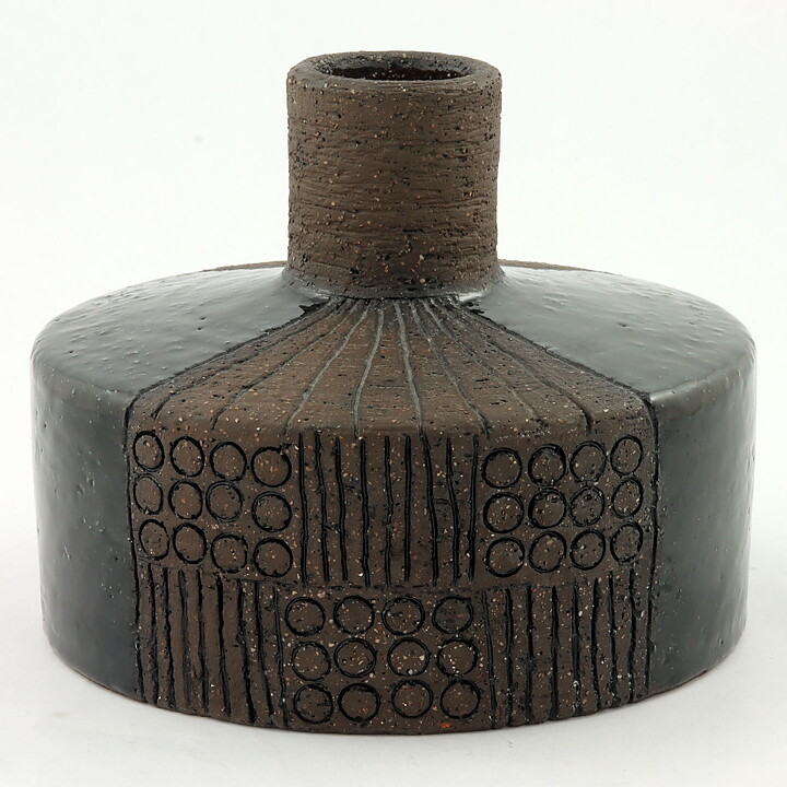  Inger Persson (1960s) Wide Studio Vase with Black Decor 16/13 cm