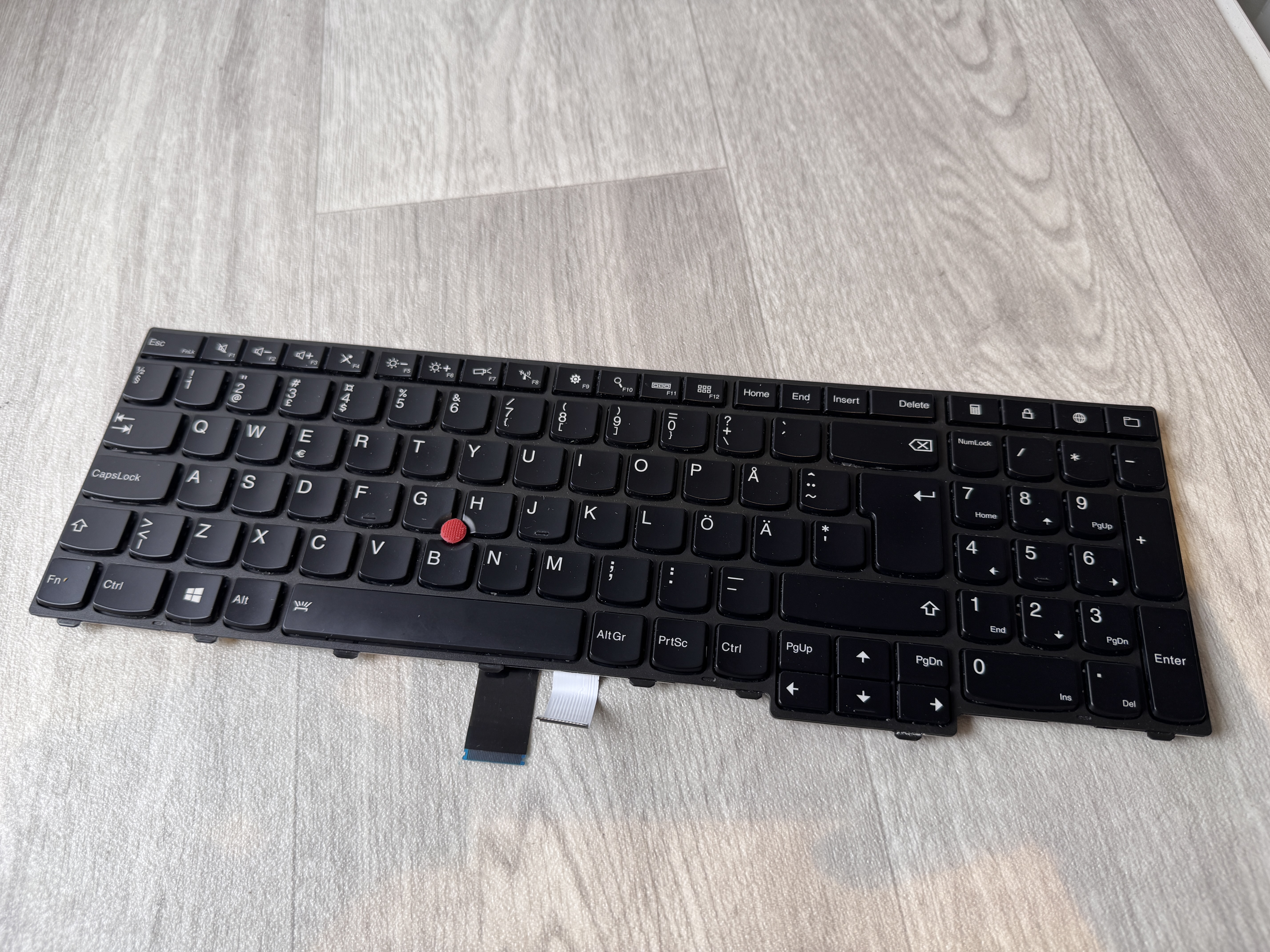 Lenovo Swedish Keyboard 04Y2413 W540 W541 W550 W550s T540 T540P T550 T560 P50s Tangentbord