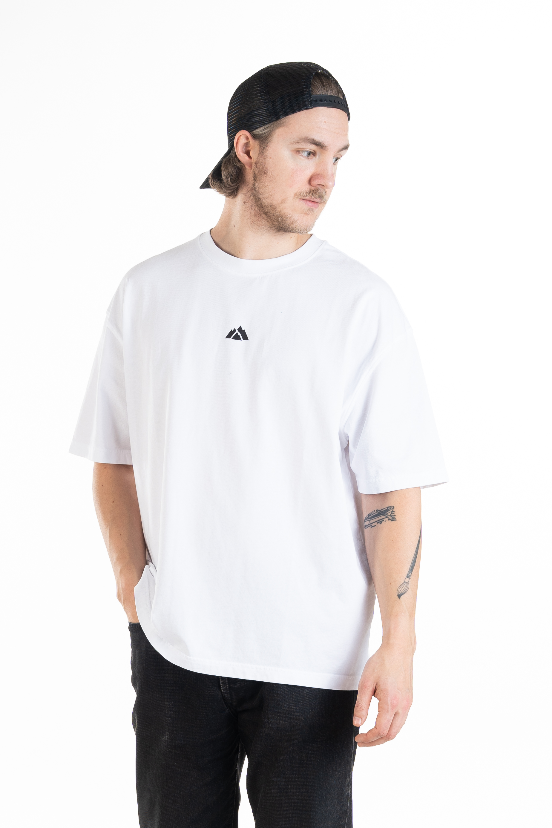 Jethwear T-shirt Tame The Wild Box Tee - White / Black