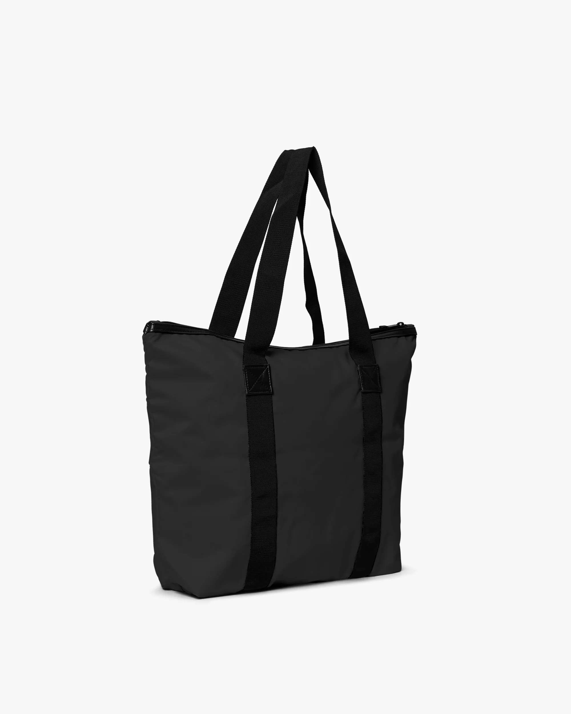 Day Gweneth RE-S Bag M - Black - DAY