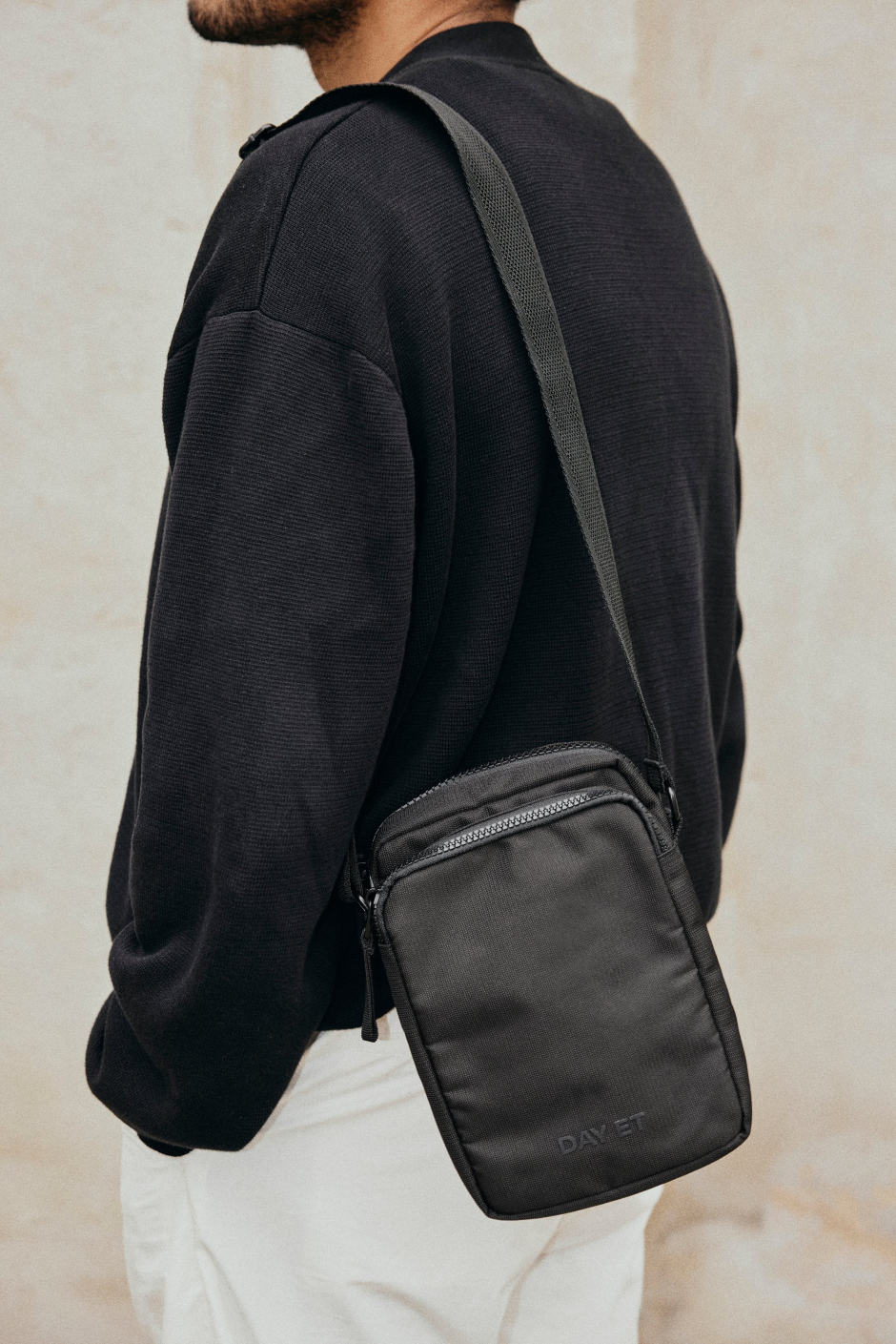 Day GW RE-Armor Compact L - Black - DAY