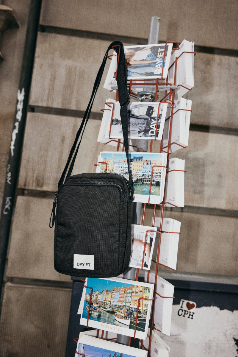 Day GW RE-Armor Compact L - Black - DAY