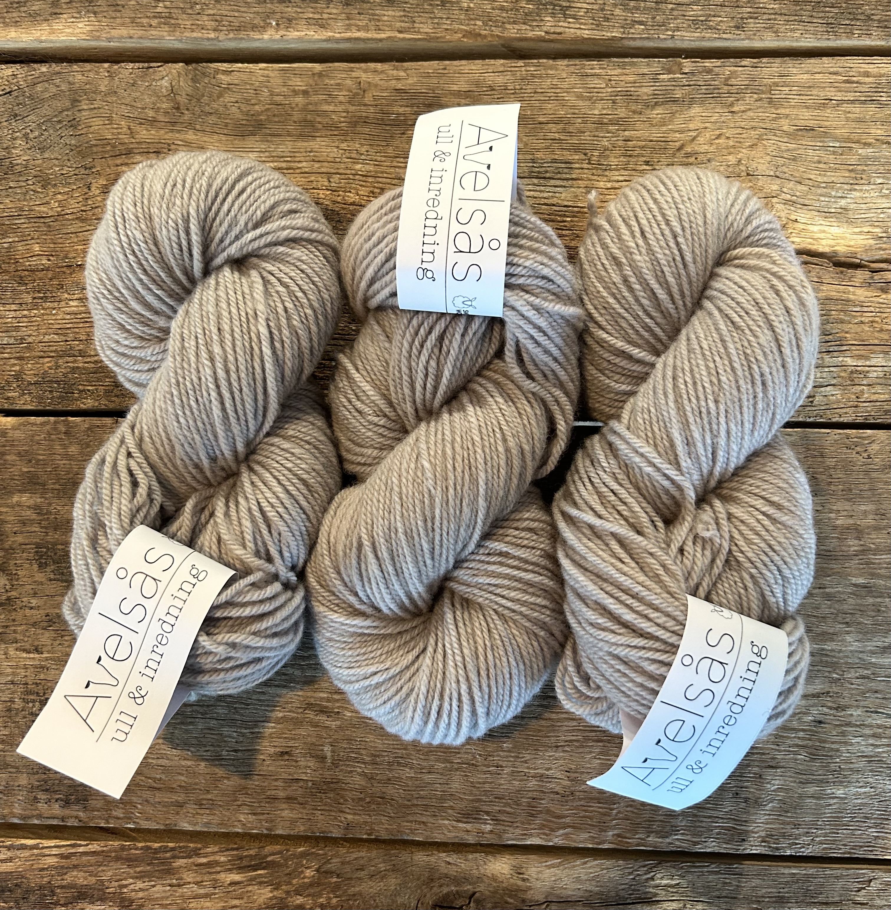 Mica slate 3-ply Jämtland yarn