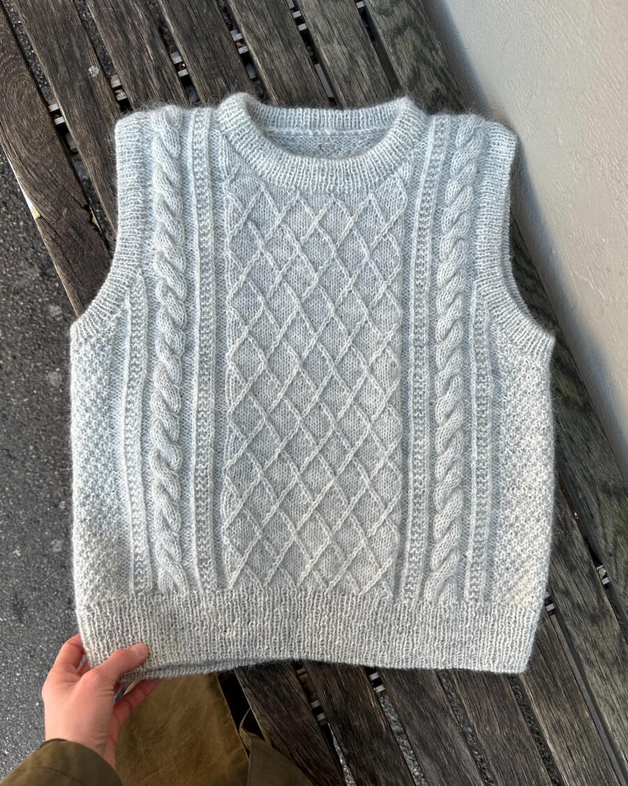 PetiteKnit Moby Slipover (24 m struktur st 3,5) - 2