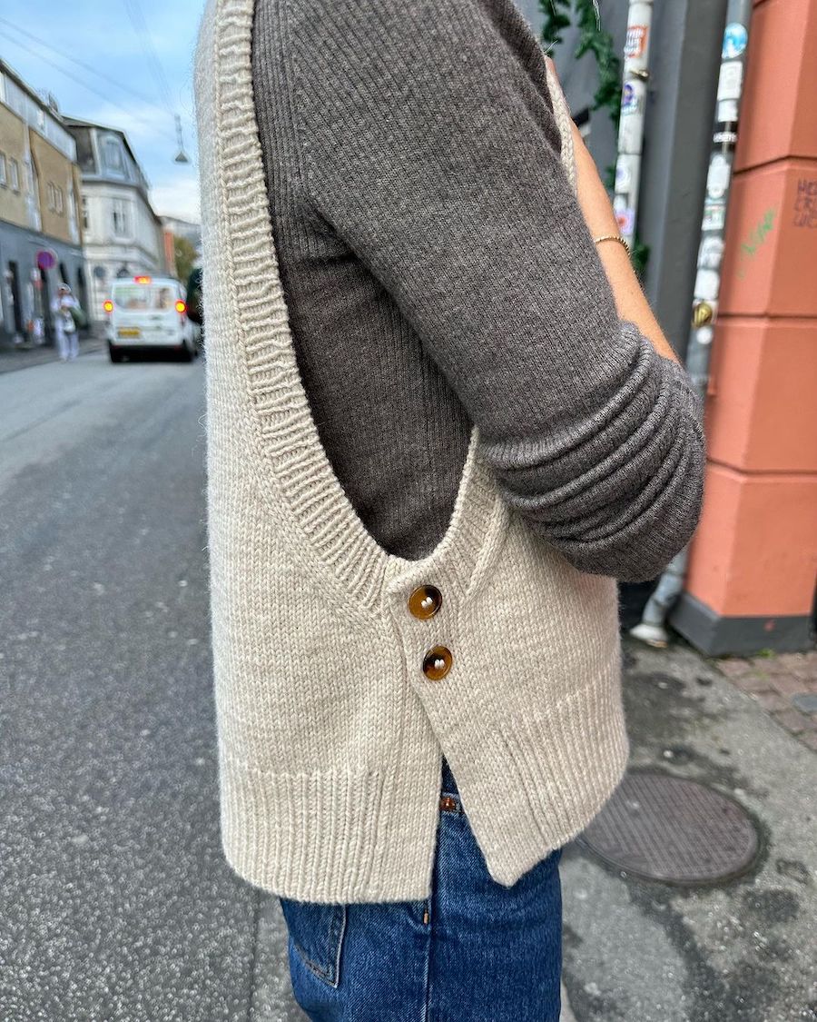 PetiteKnit Lulu Slipover (20 m st 4) - 2