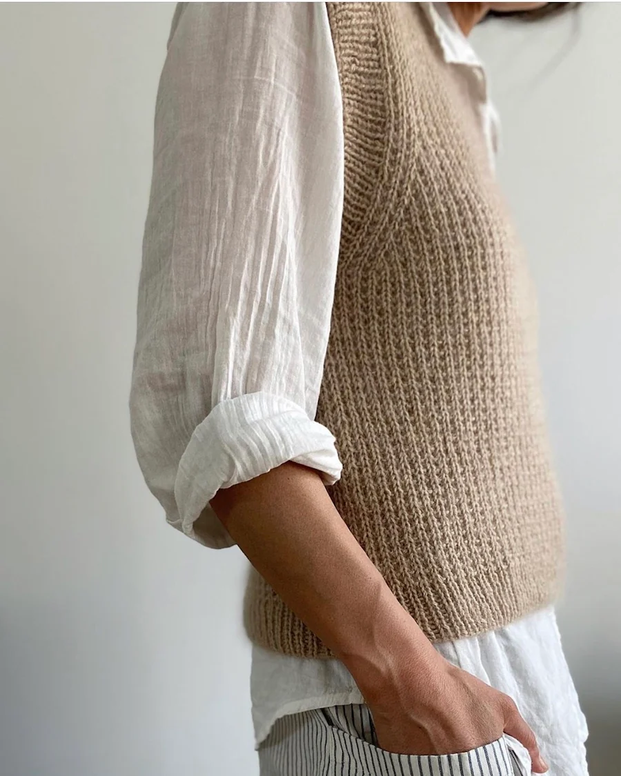 PetiteKnit Friday Slipover V-neck - 2