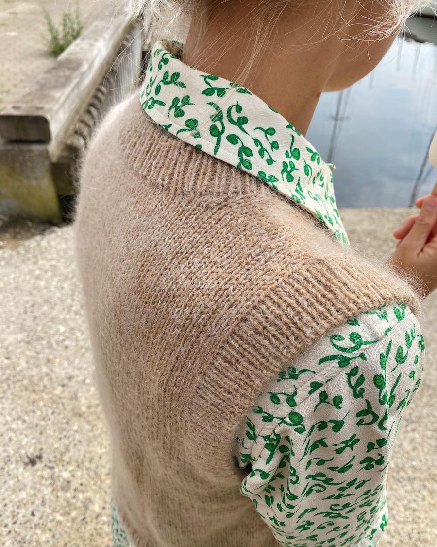 PetiteKnit Stockholm Slipover V-neck - 7