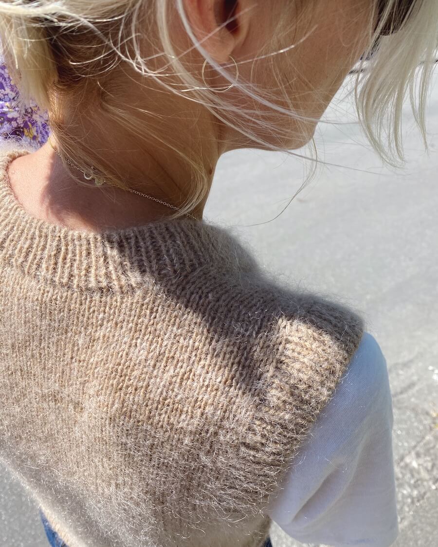 PetiteKnit Stockholm Slipover V-neck - 4