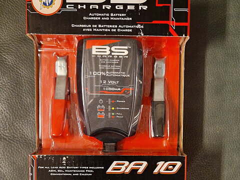 MV Agusta Batteriladdare BS