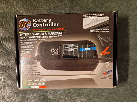 MV Agusta Batteriladdare BC