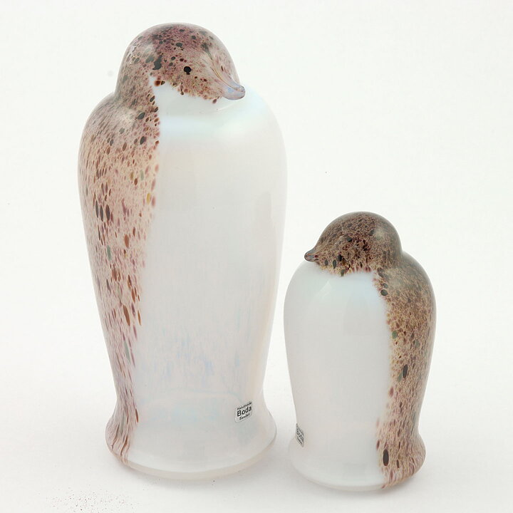 Monica Backström (1970s) Two Stylistic Glass Penguins 11–18 cm