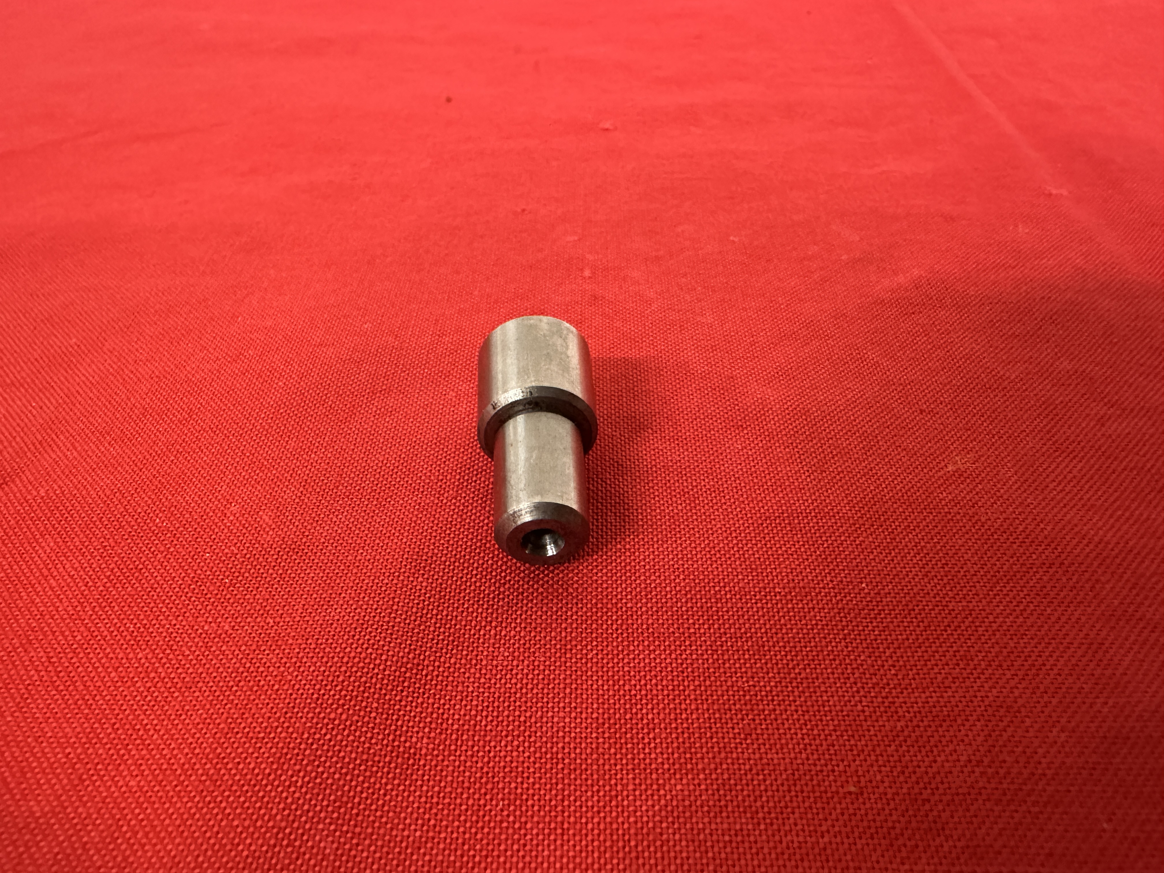 Idle Gear shaft return pump, Indian Twins 1938-47 , Cast Iron Pump