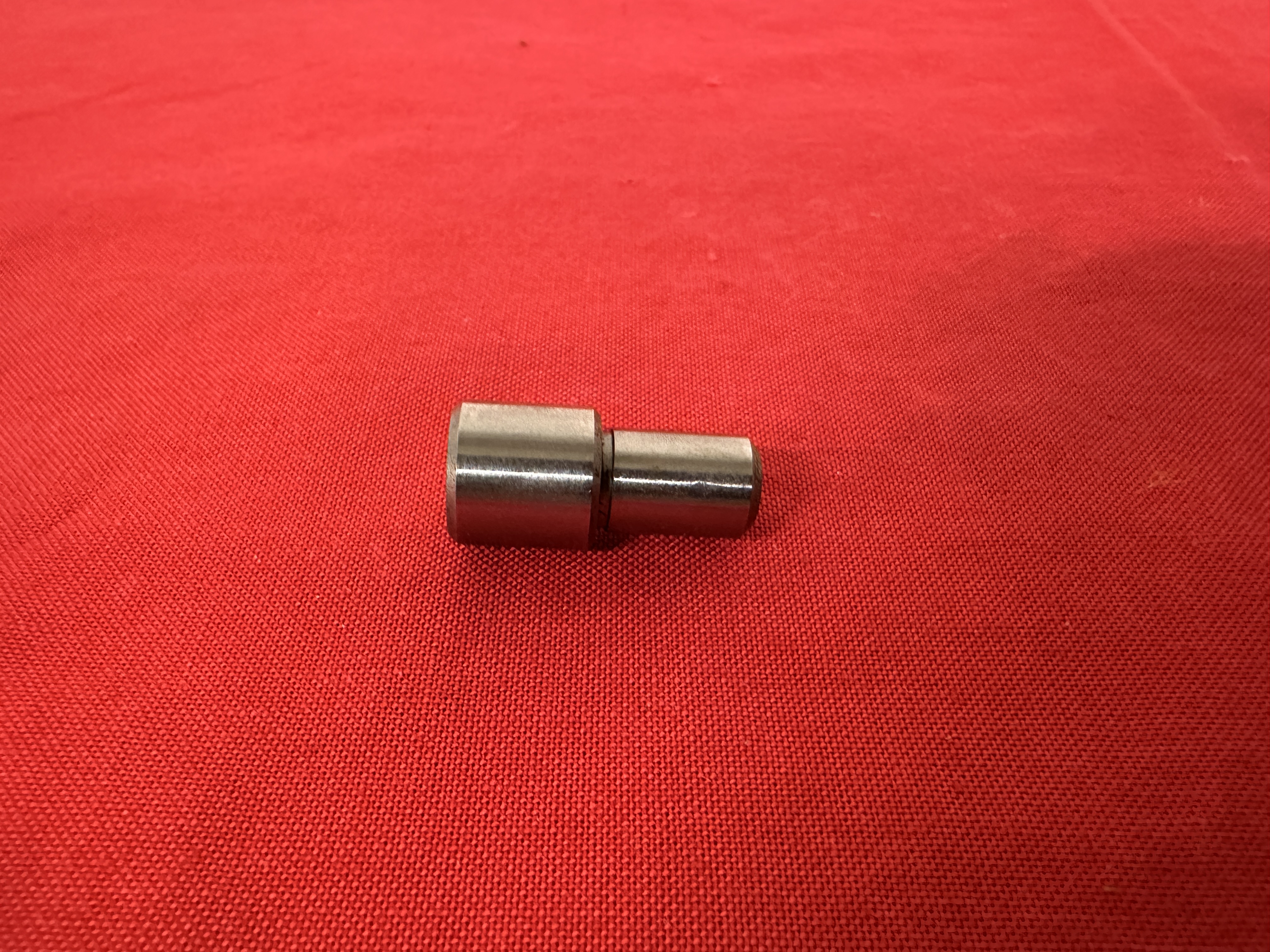 Idle Gear shaft return pump, Indian Twins 1938-47 , Cast Iron Pump