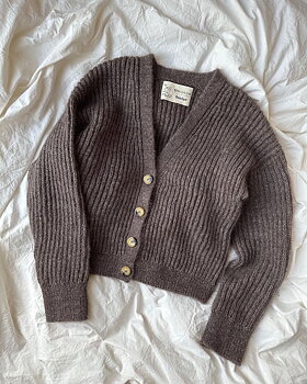 PetiteKnit Agnete Cardigan (19 m patent st 3)