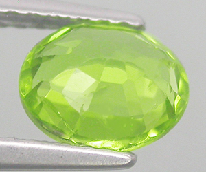 Impresionante piedra preciosa suelta de peridoto natural calibrada ovalada de 6 x 5 mm. - 2