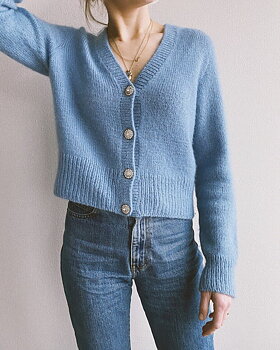 PetiteKnit April Cardigan (21 m st 4)