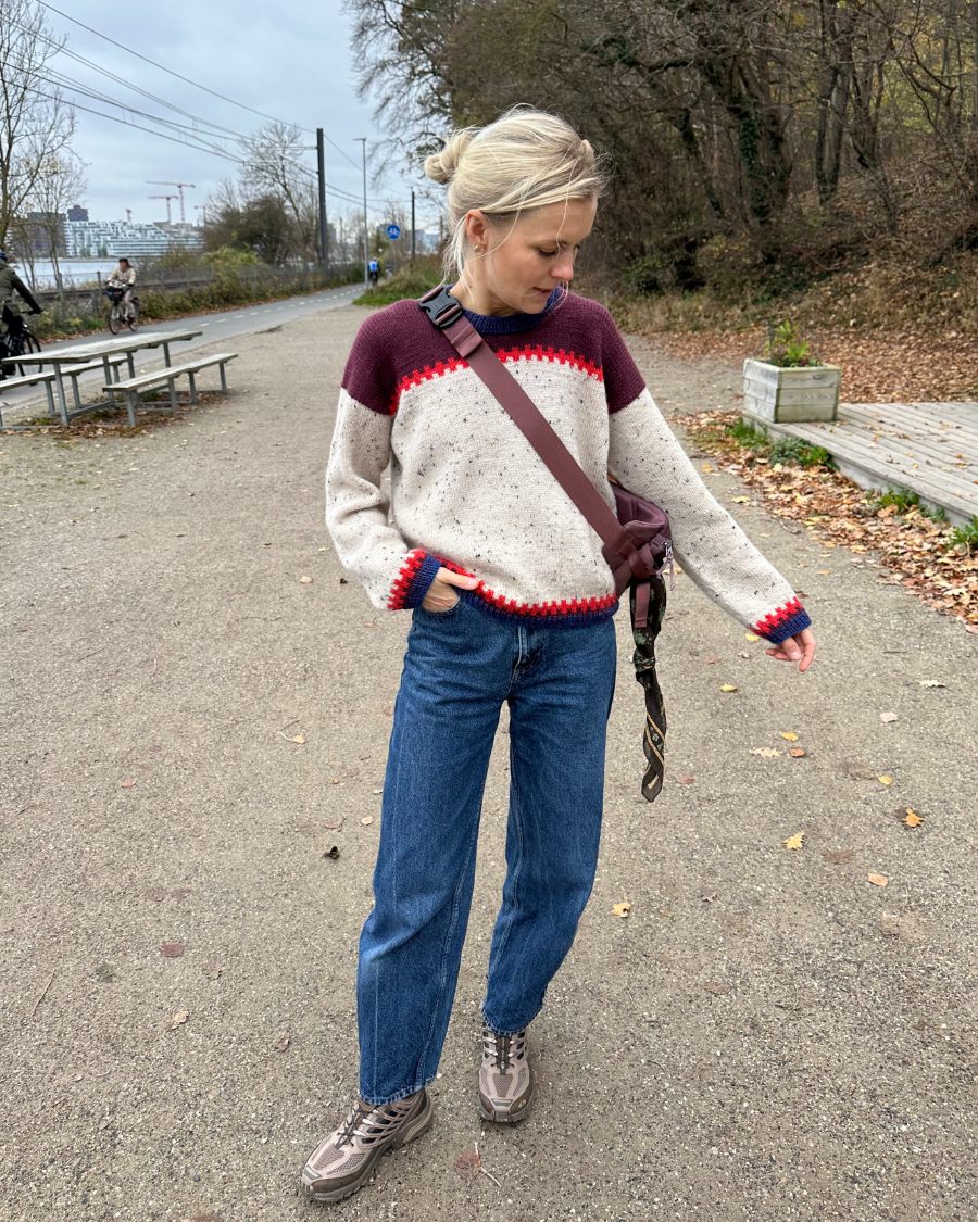 PetiteKnit Cross Sweater (20 m st 4) - 5