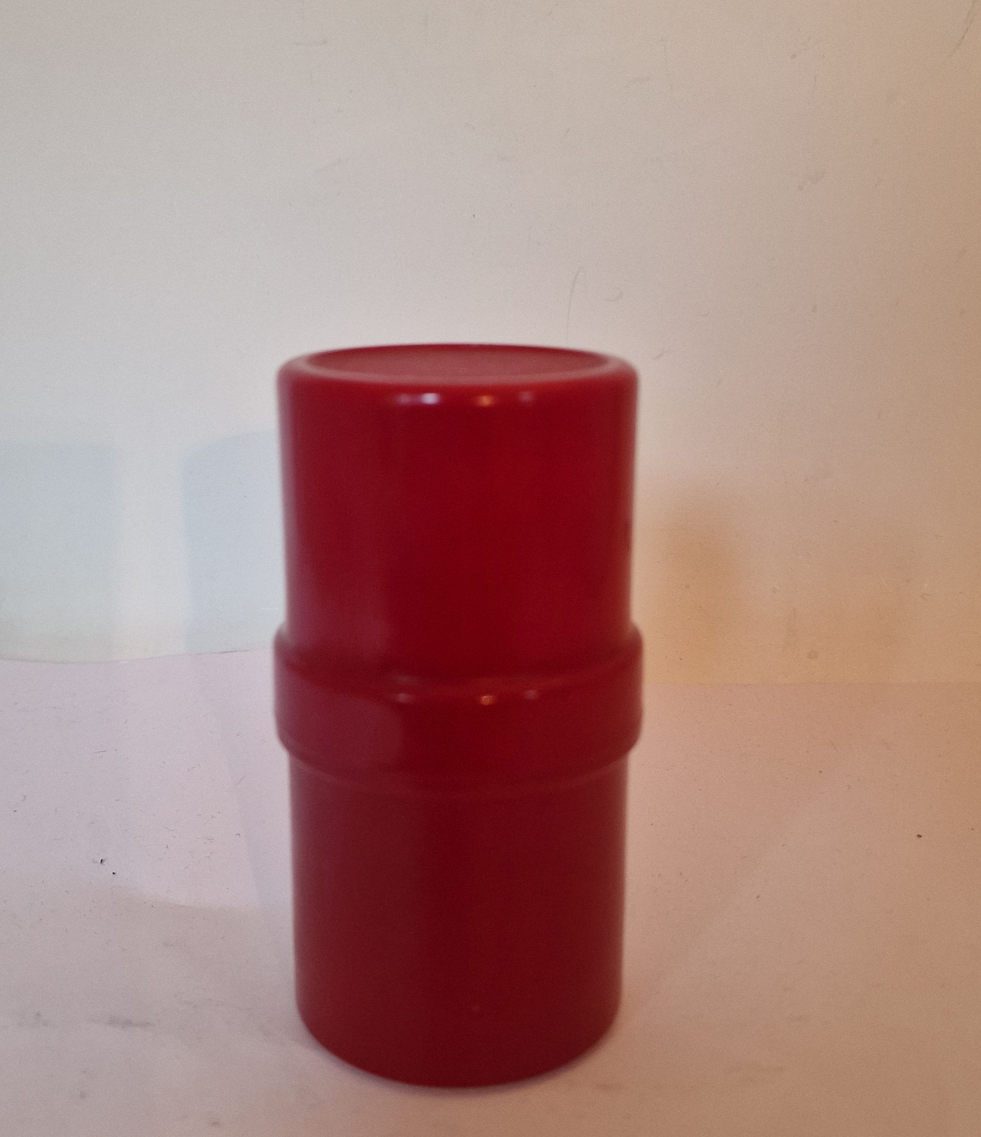 Plastic egg cups in bakelite holder - 2
