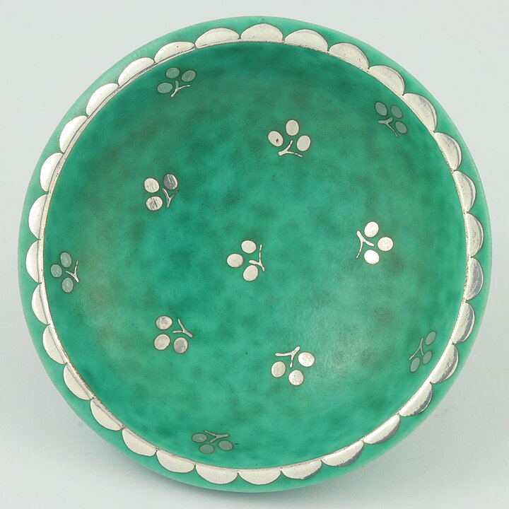 Wilhelm Kåge (Argenta 1959) Green Bowl with Silver Flower Decor 10 cm