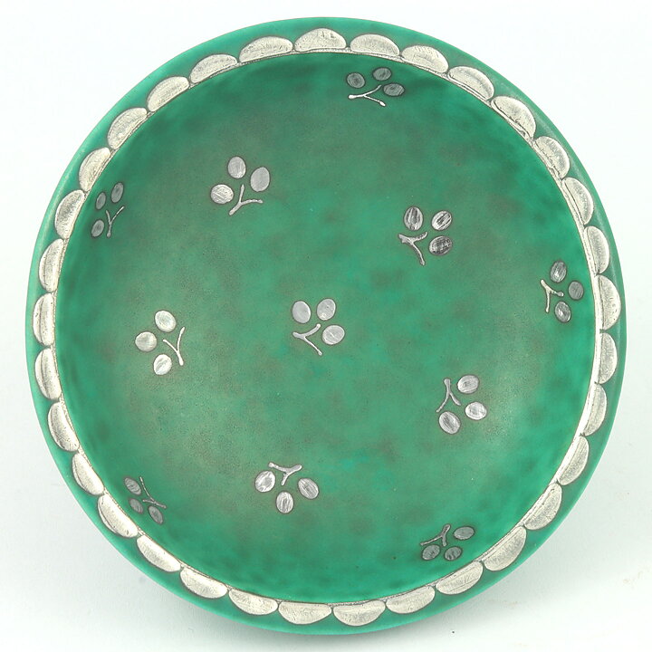 Wilhelm Kåge (Argenta 1959) Green Bowl with Silver Flower Decor 10 cm (2)