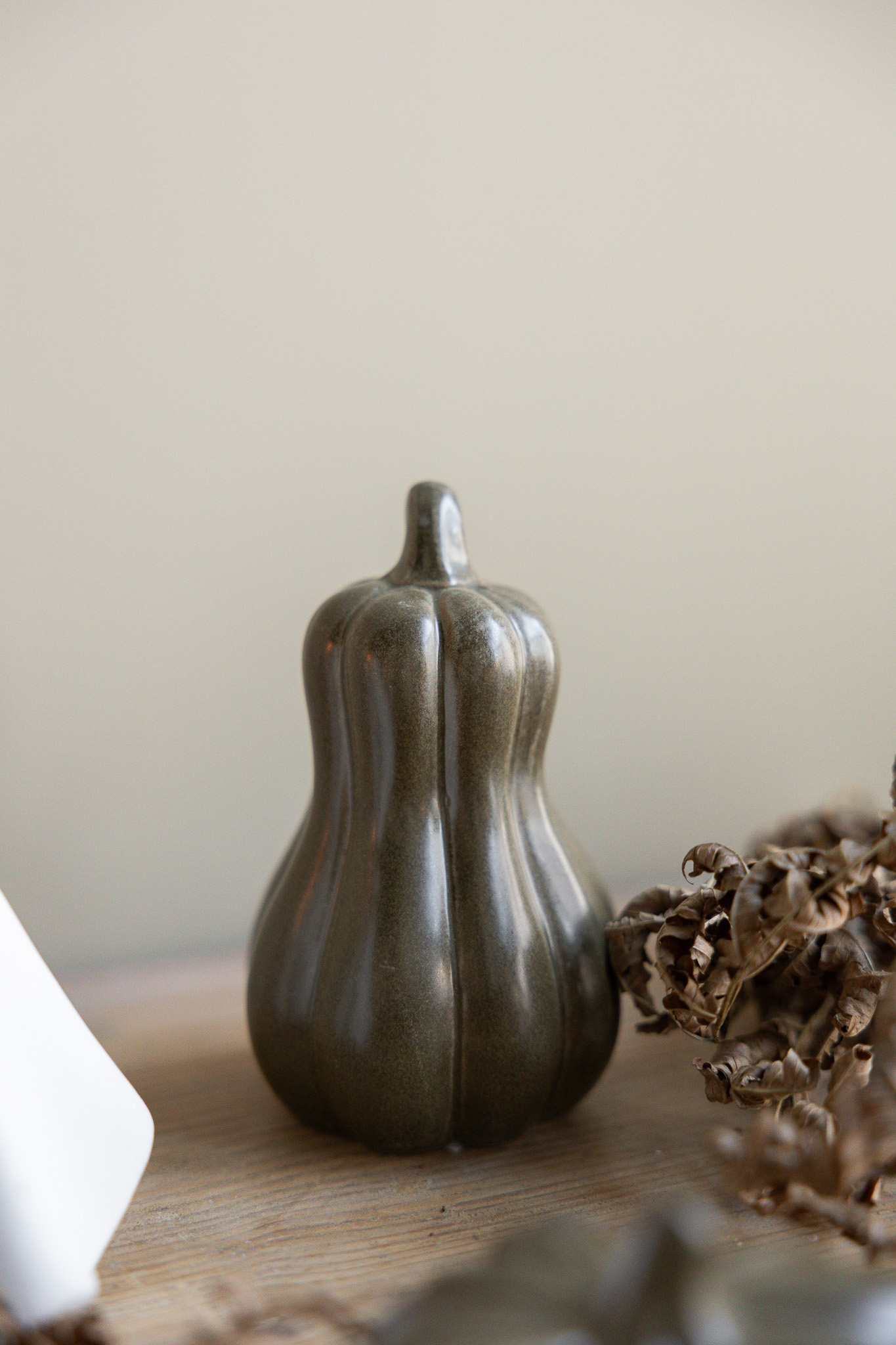 Hovsvik - Green pumpkin - 8 x 8 x 13 cm - 2