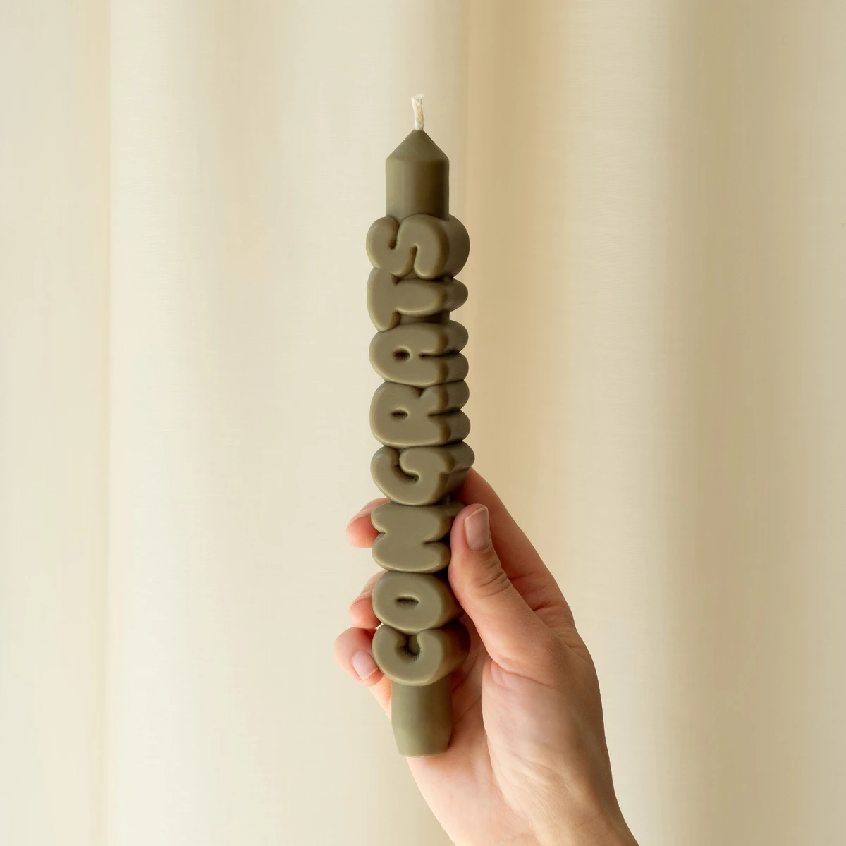 Taper Candle Congrats Olivgrön 3D - 2