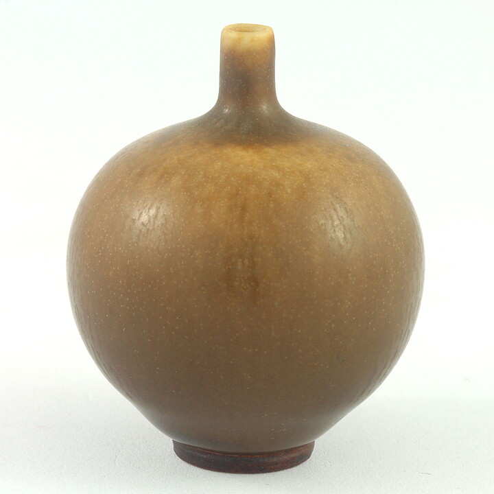 ベルント・フリーベリ  一点もの  焦げ茶のベース  Vase  (4cm)  1960年代