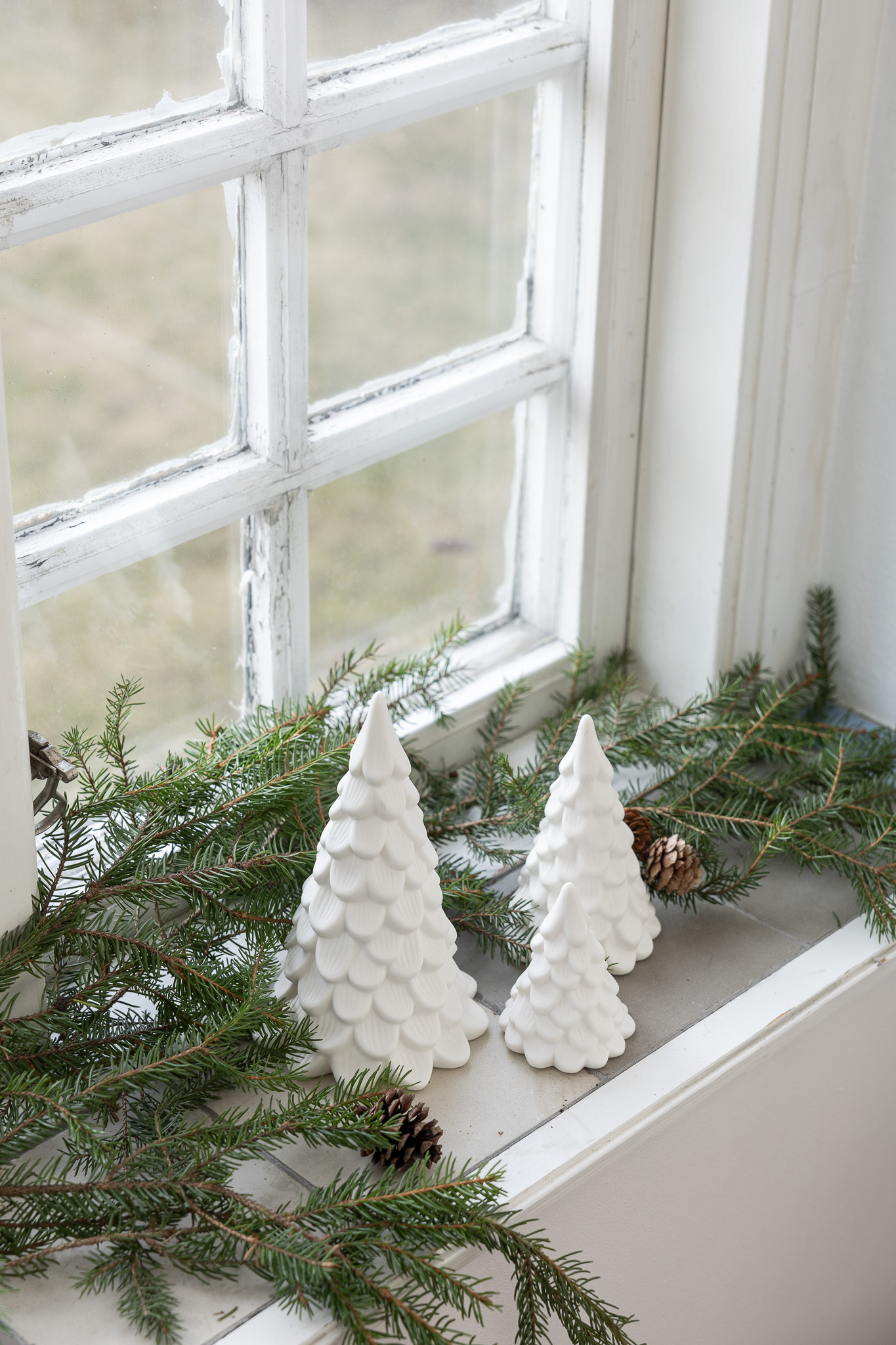 Norrskog - Medium decoration - Spruce - 8 x 8 x 13 cm - 2