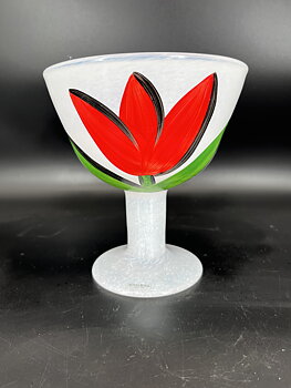 Kosta,  Ulrica Hydman Vallien,”Tulipa”  skål på fot