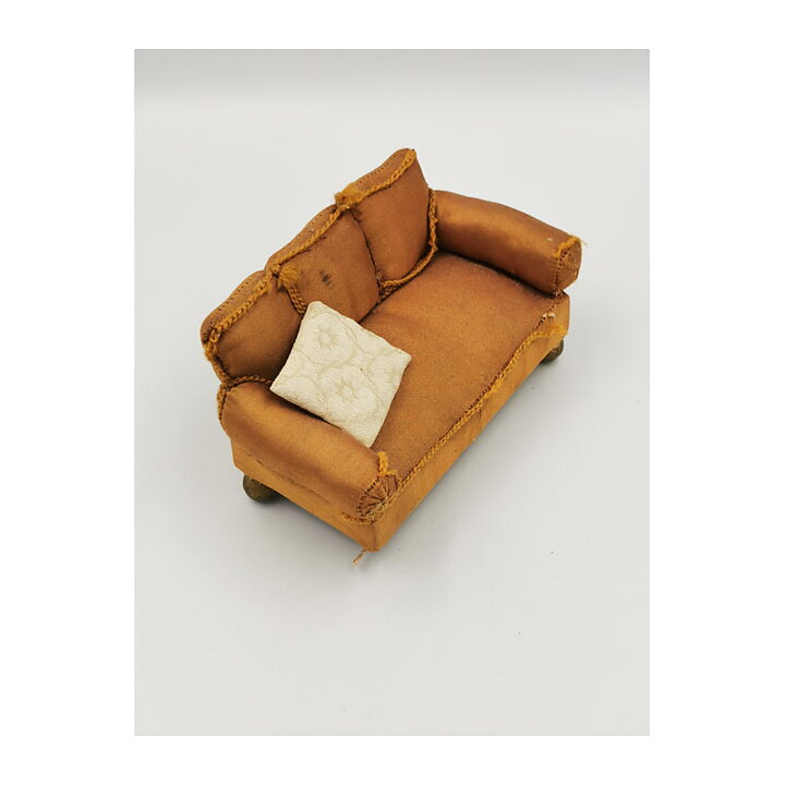 Second Hand Nukkekoti - Vintage Sohva 1950-luvulla