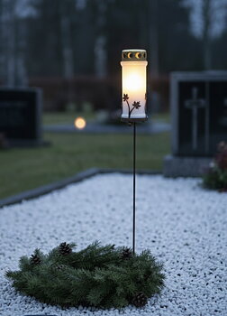 50% RABATT ÄR AVDRAGEN/Gravljushållare Lönn på stav med kulfötter (ej ljus)/12 ST PER FÖRP