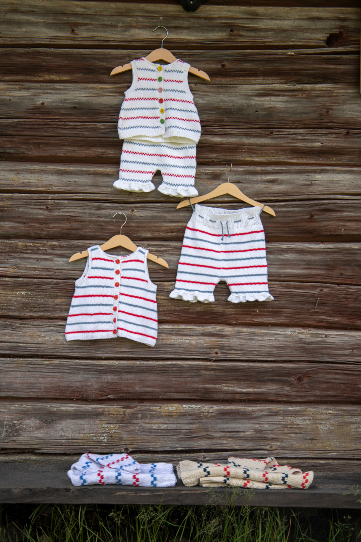 Hedda - Tunic with Piping Stripes and Matching Rompers - 3