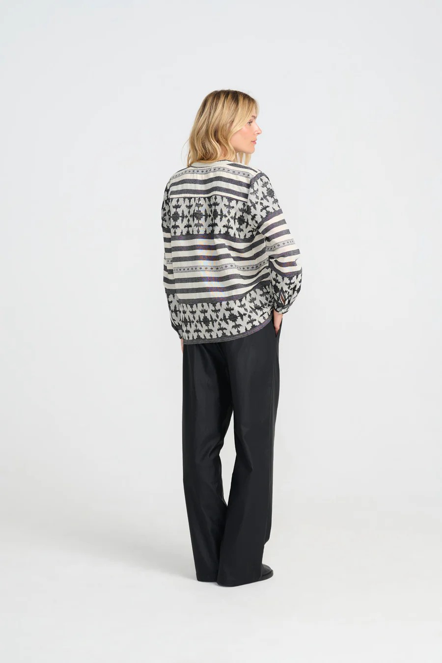 Chrissie Shirt - CostaMani - 3