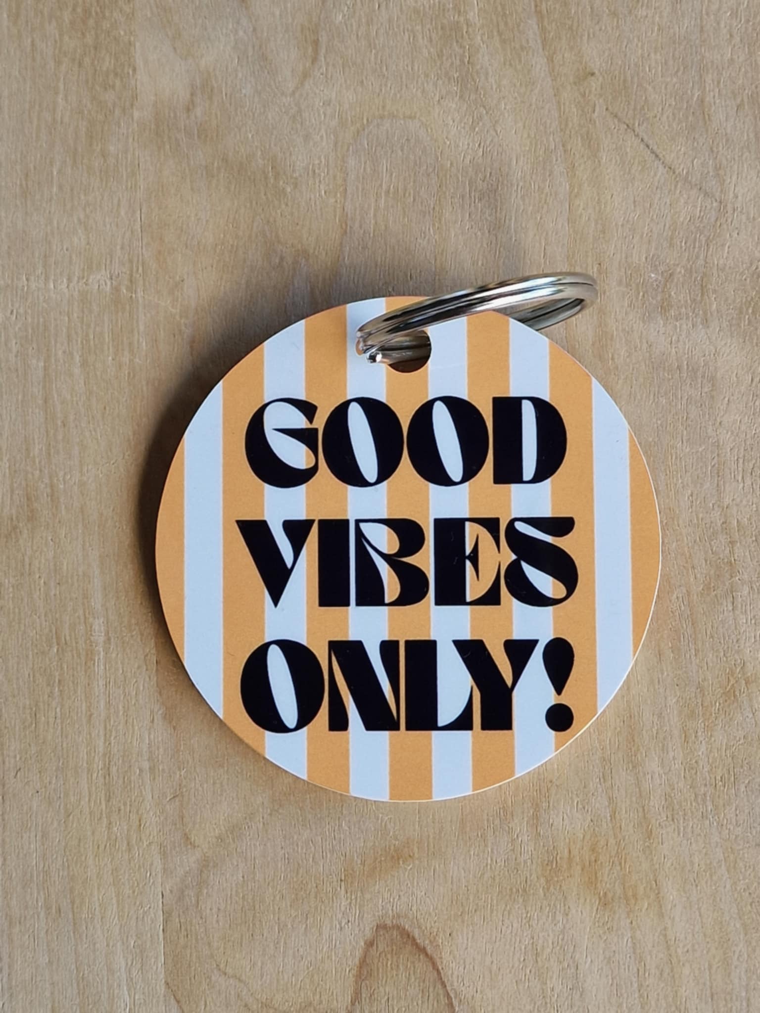 Nyckelring  "Good vibes only"