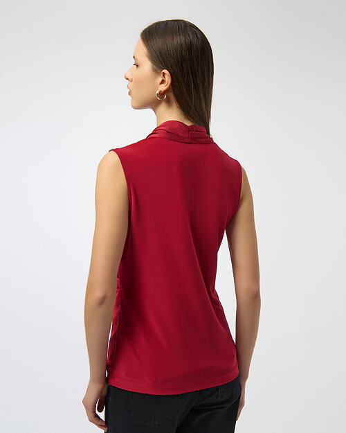 Blus omlott draperad djupröd - 2