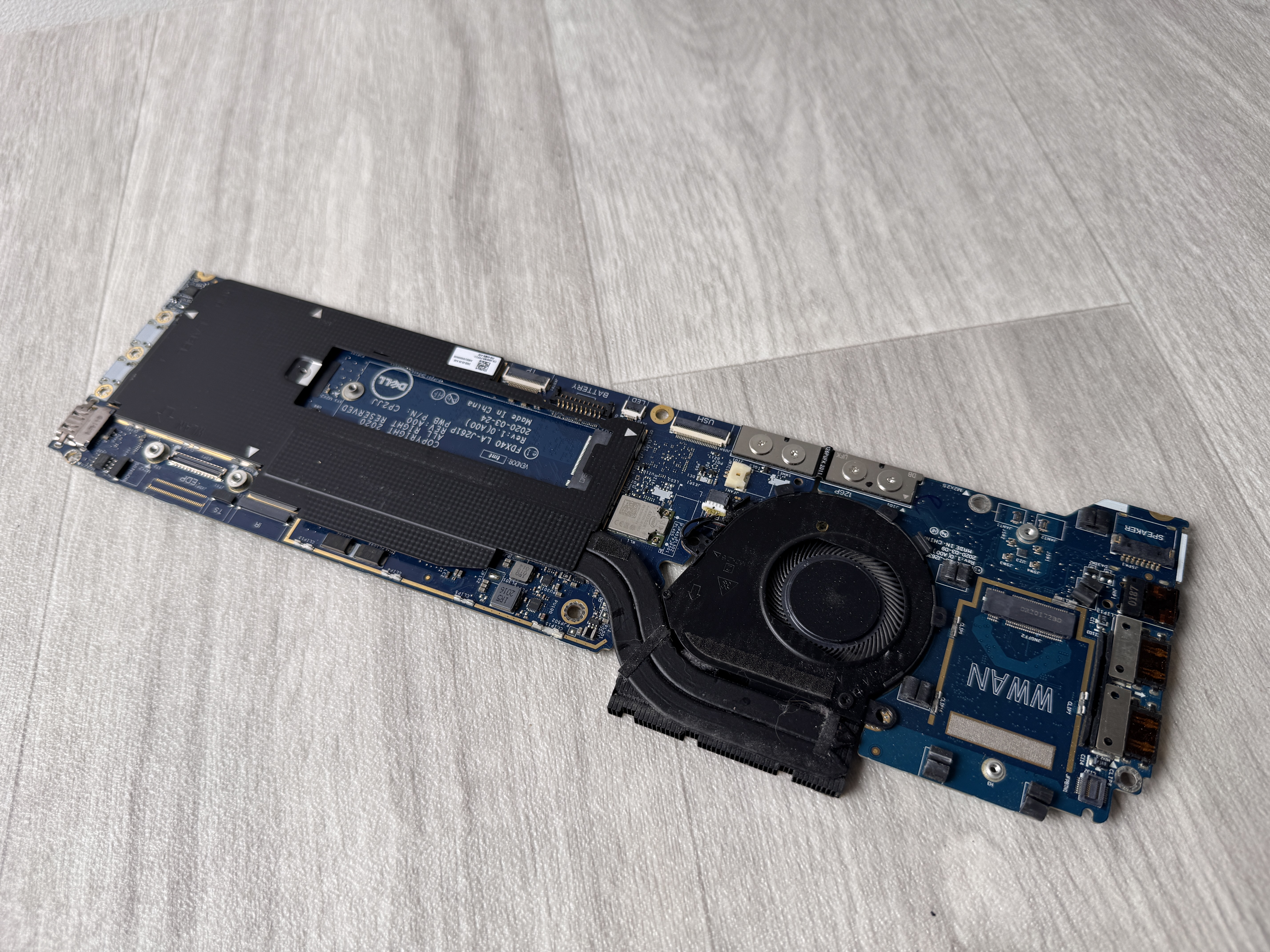 Original Dell Moderkort för Dell Latitude 7410 Core i5-10310 16GB DDR4 FDX40 LA-J261P CP2JJ