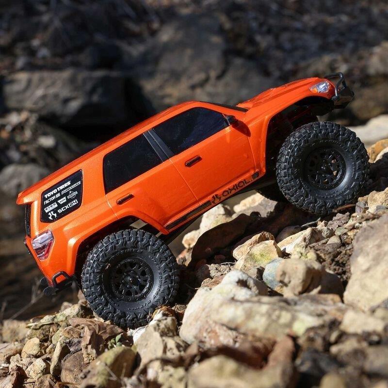 AXIAL 1/24 SCX24 Toyota 4Runner 4X4 RTR Brushed RC (Batt & Char incl), Orange  - 3