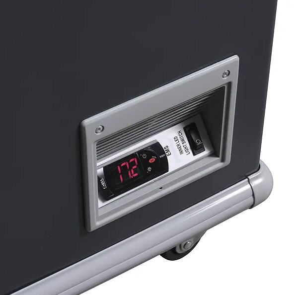 Frysbox / kylbox exponering  SIF700ADGC, 670 liter