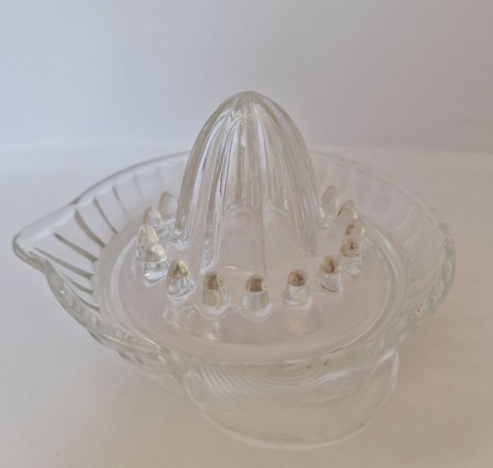 Citrus press glass