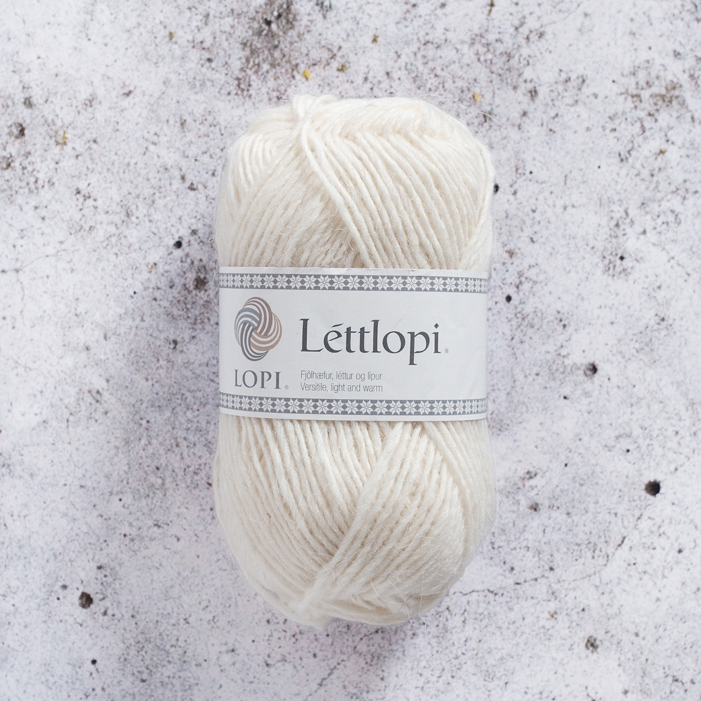 Lettlopi 50 g White 0051 Stickfasthet 18 m/10 cm
