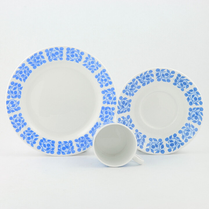 Stig Lindberg (Bladruta 1968) Coffee Cup with Saucer and Plate (1)