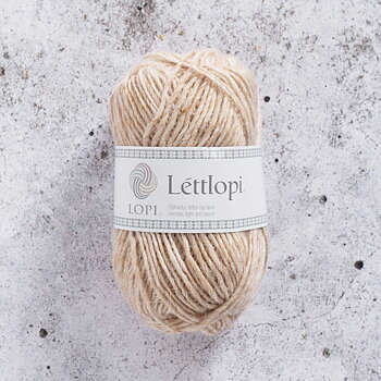 Lettlopi 50 g Straw 1418 Stickfasthet 18 m/10 cm