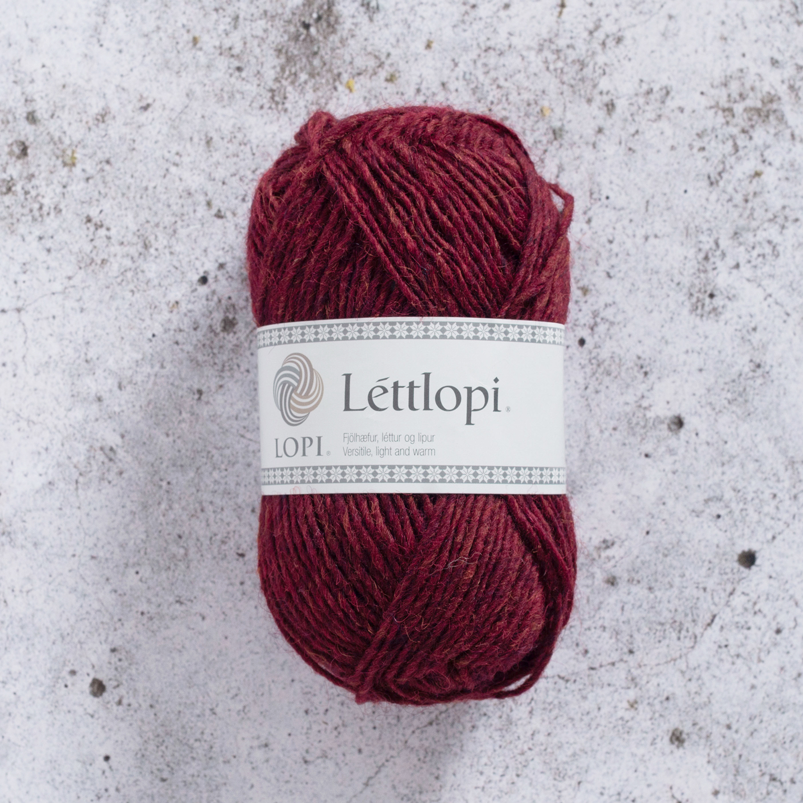 Lettlopi 50 g  Garnet Red Hether Stickfasthet 18 m/10 cm