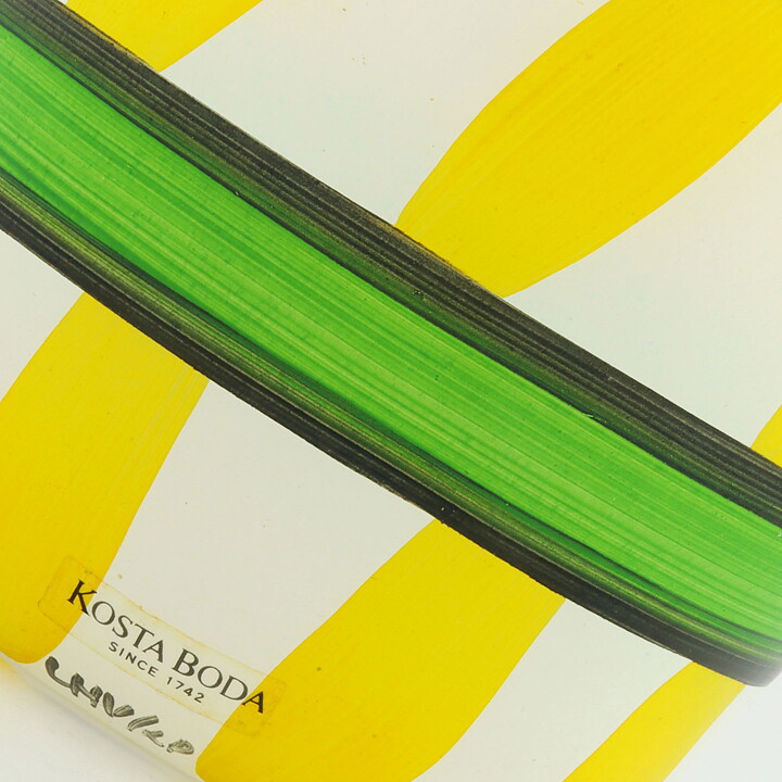 Ulrica Hydman Vallien (Ribbon 1998) White Bowl with Yellow/Green Decor 11/8 cm