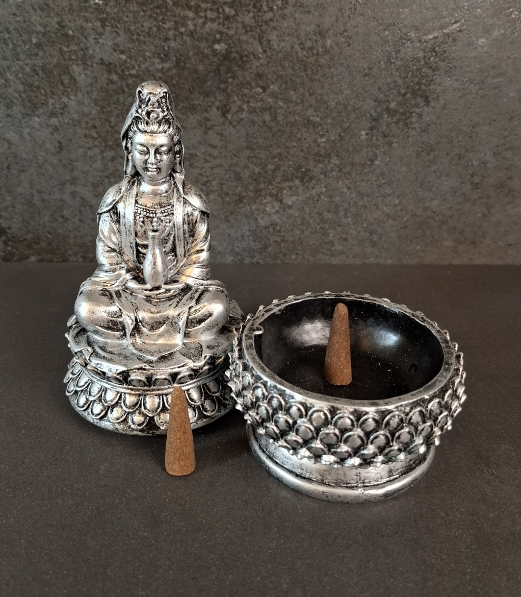 Rökelsehållare med Kwan Yin  - 2