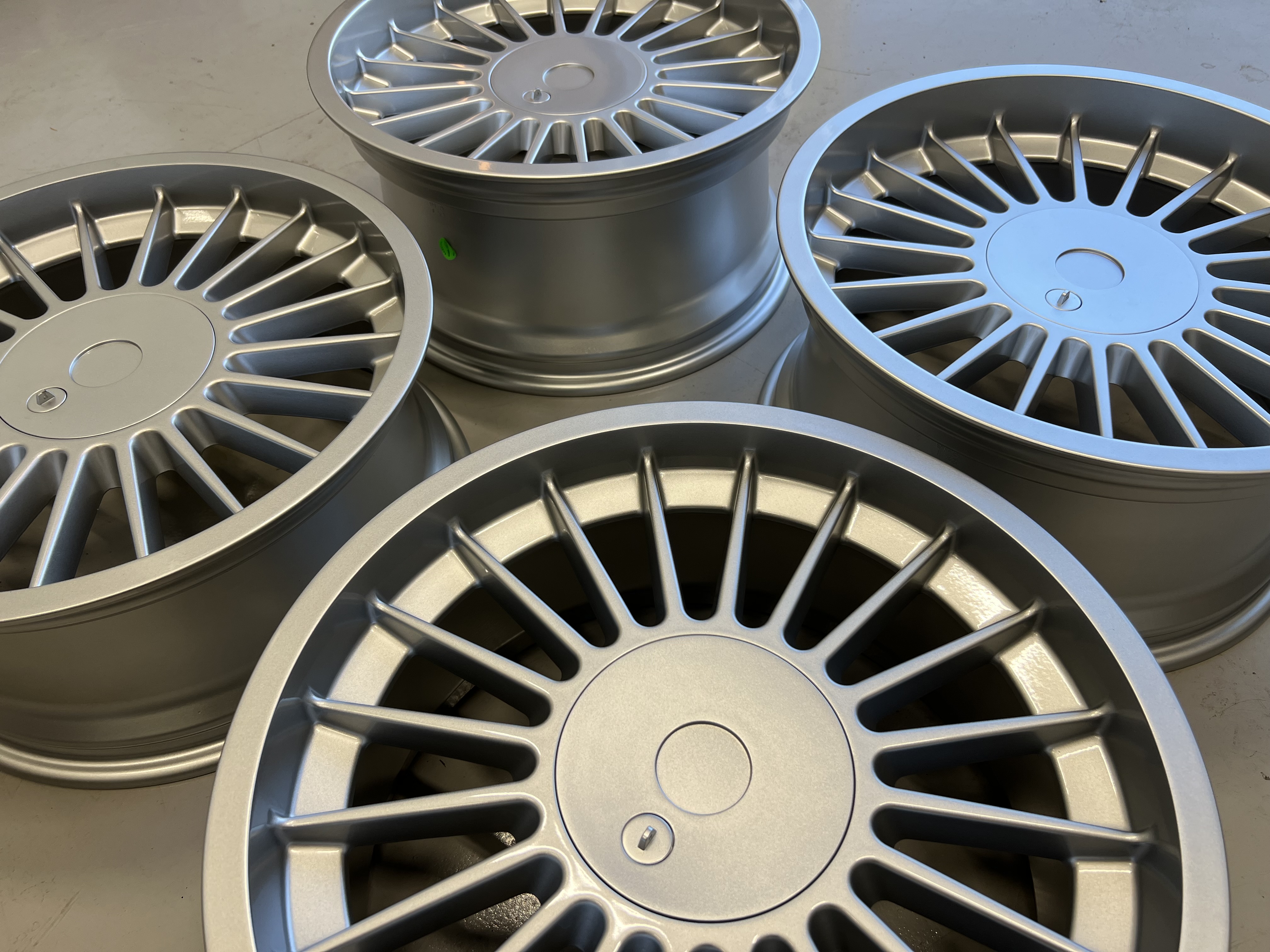 18" Alpina Classics style 5x112 5x120 - 8