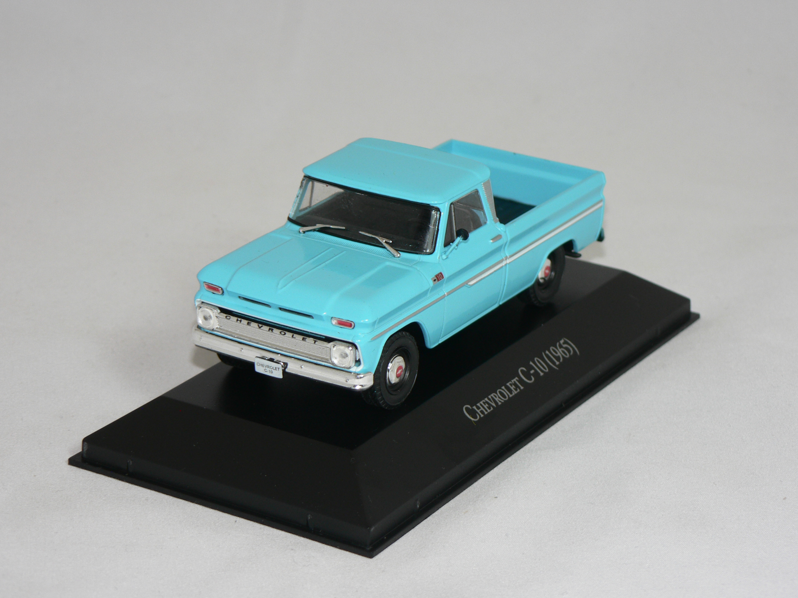 Chevrolet  C10  1965   1:43  Atlas
