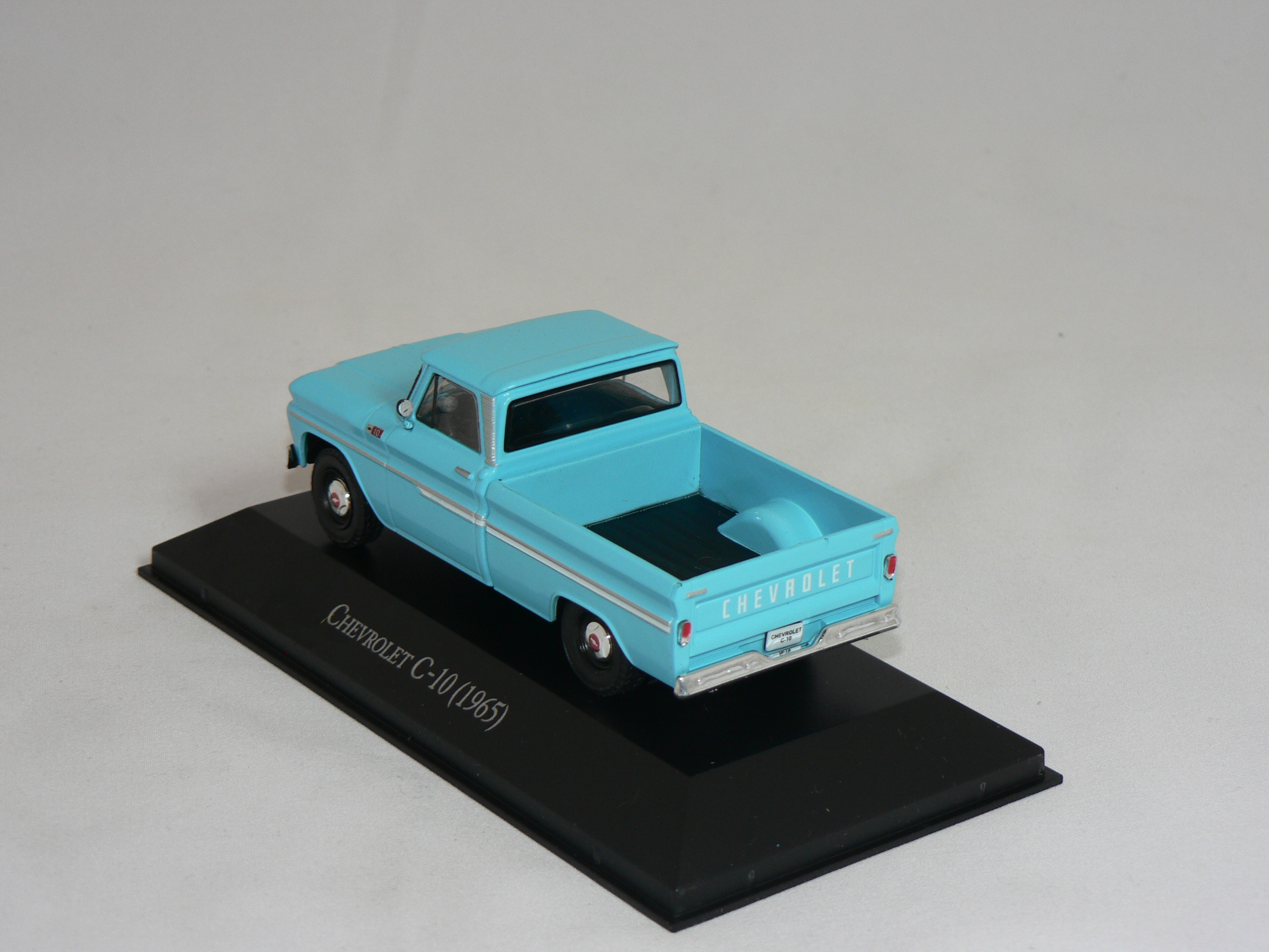 Chevrolet  C10  1965   1:43  Atlas - 2
