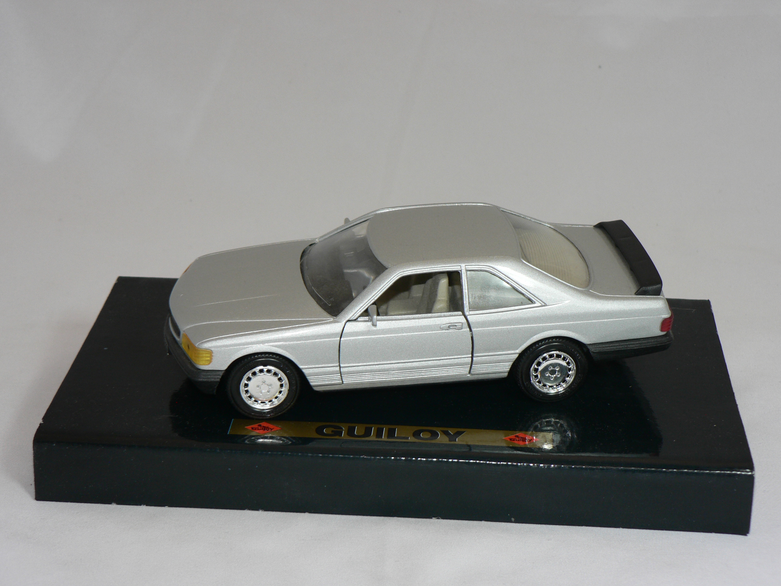 Mercedes Benz  500  SEC   1:24  Guiloy - 3